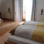 Eva In Apartamento